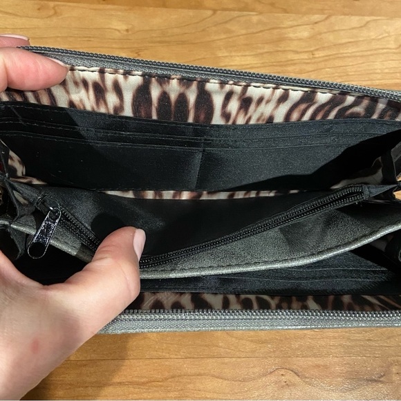 Nicole Miller Zip Around Wallet Grey - Picture 8 of 10